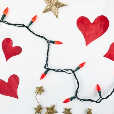 Northlight 70-Count Red LED Faceted C6 Christmas Light Set, 23ft Green Wire - Image 3