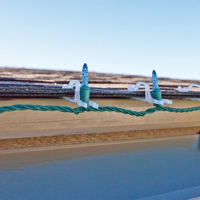 Northlight Commercial Grade Gutter And Shingle LED Christmas Light Clips - Clear - 100ct - Image 2